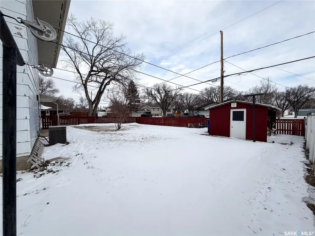 594 5th Street W Shaunavon SK S0N 2M0