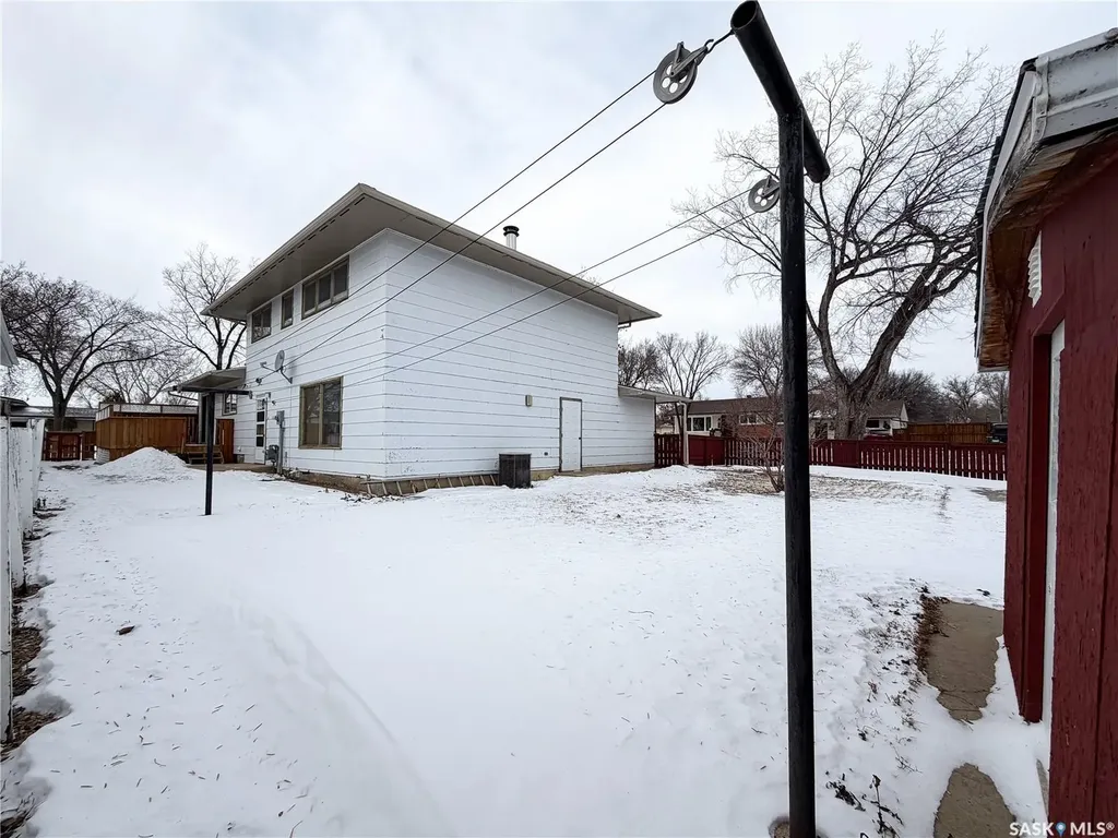 594 5th Street W Shaunavon SK S0N 2M0