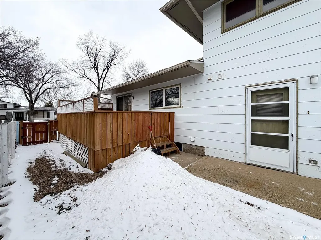 594 5th Street W Shaunavon SK S0N 2M0
