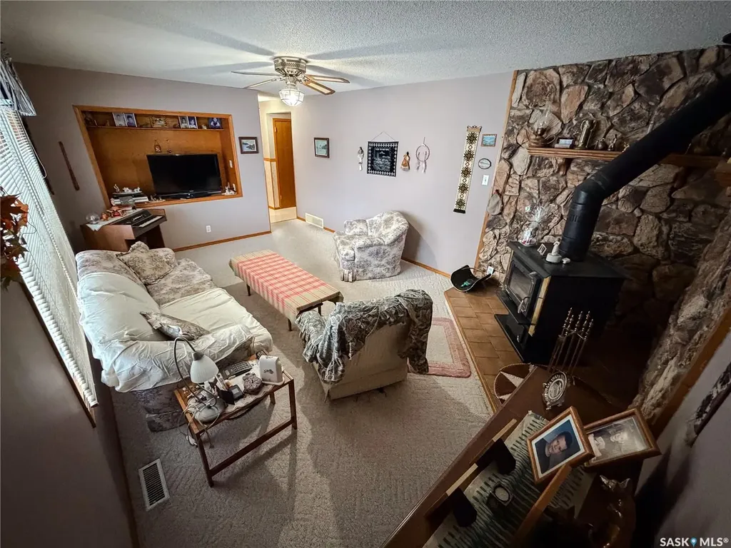 594 5th Street W Shaunavon SK S0N 2M0