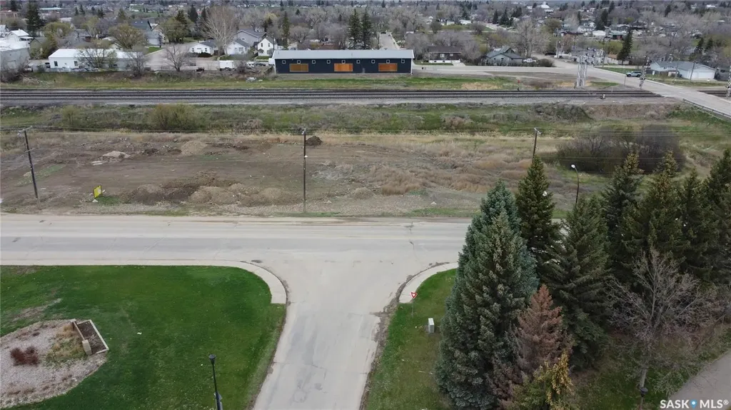 925 South Railway Street E Swift Current SK S9H 3B4