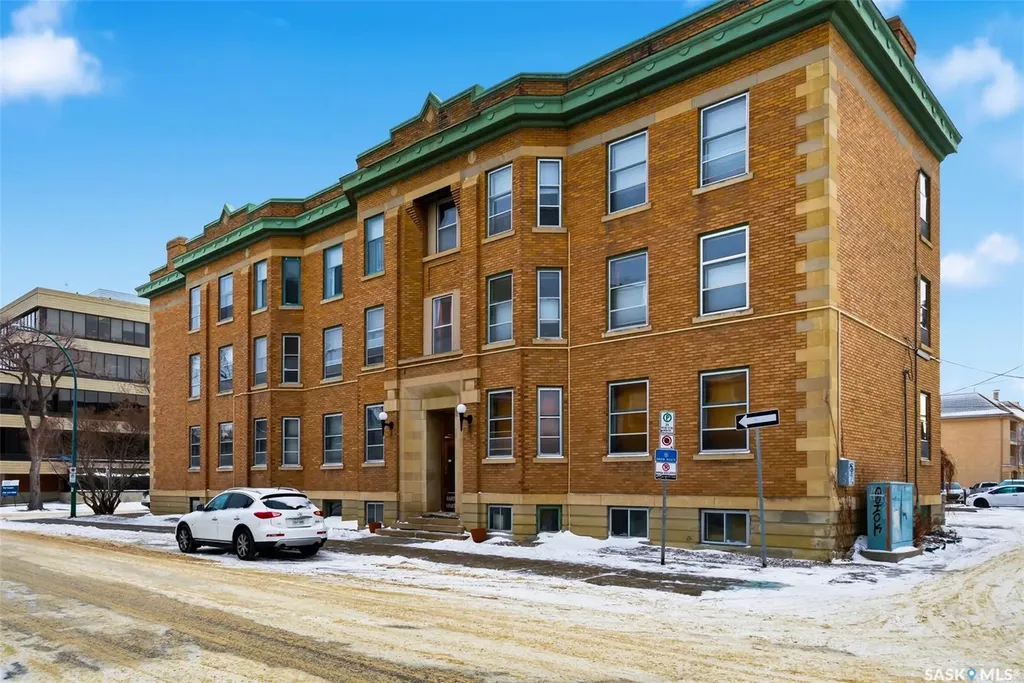 2201 14th Avenue Regina SK S4P 0X9