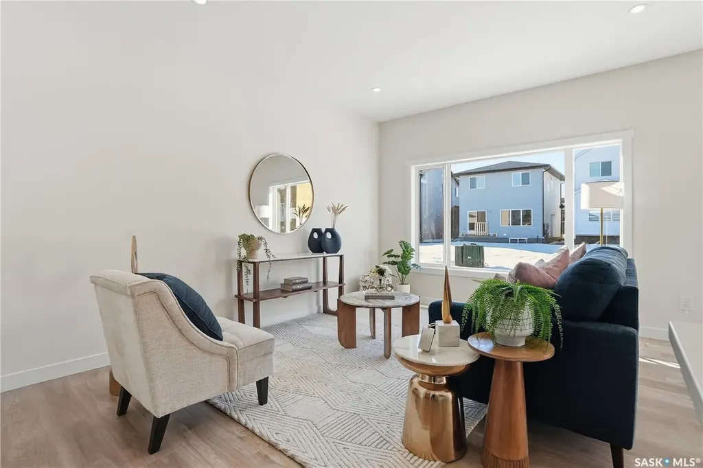 338 Katz Avenue Saskatoon SK S7V 1Y6