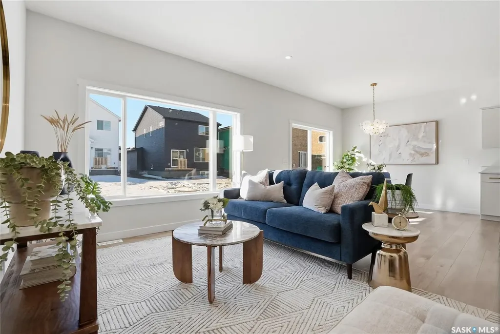 338 Katz Avenue Saskatoon SK S7V 1Y6