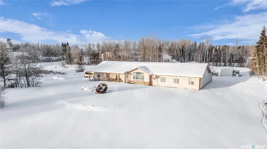 25 Southridge Drive Christopher Lake SK S0J 0N0