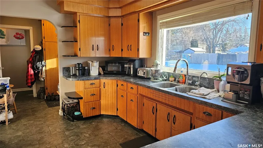 1004 9th Street Humboldt SK S0K 2A0