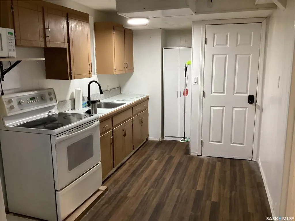1164 Argyle Street Regina SK S4T 3R5
