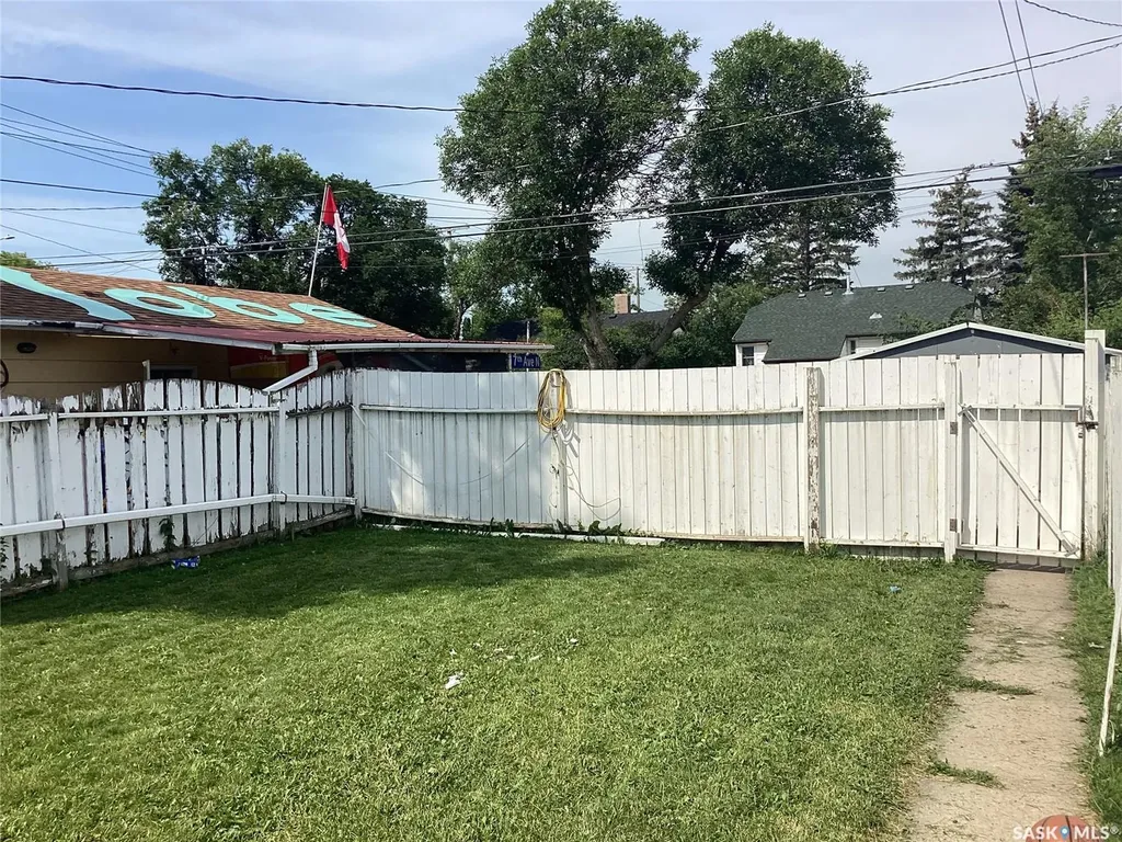 1164 Argyle Street Regina SK S4T 3R5