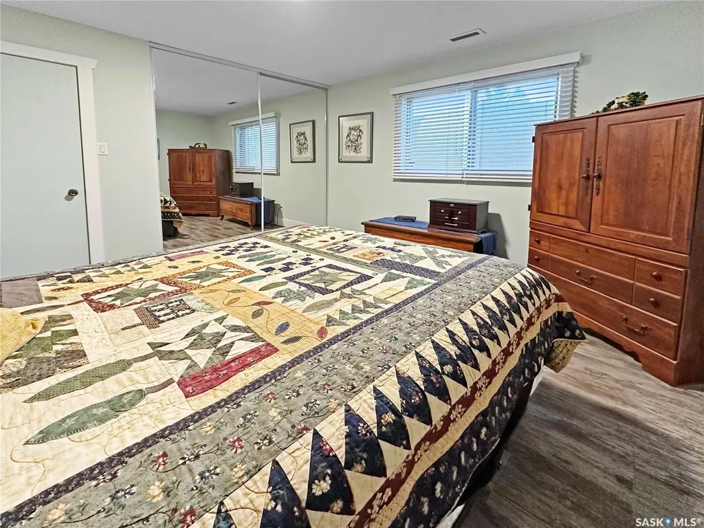 532 River Street Prince Albert SK S6V 0A6
