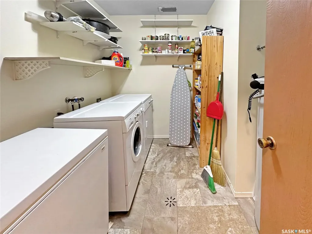 532 River Street Prince Albert SK S6V 0A6