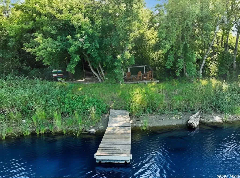 532 River Street Prince Albert SK S6V 0A6