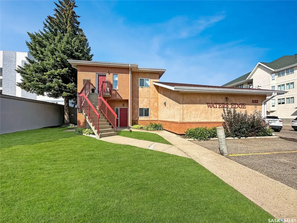 532 River Street Prince Albert SK S6V 0A6