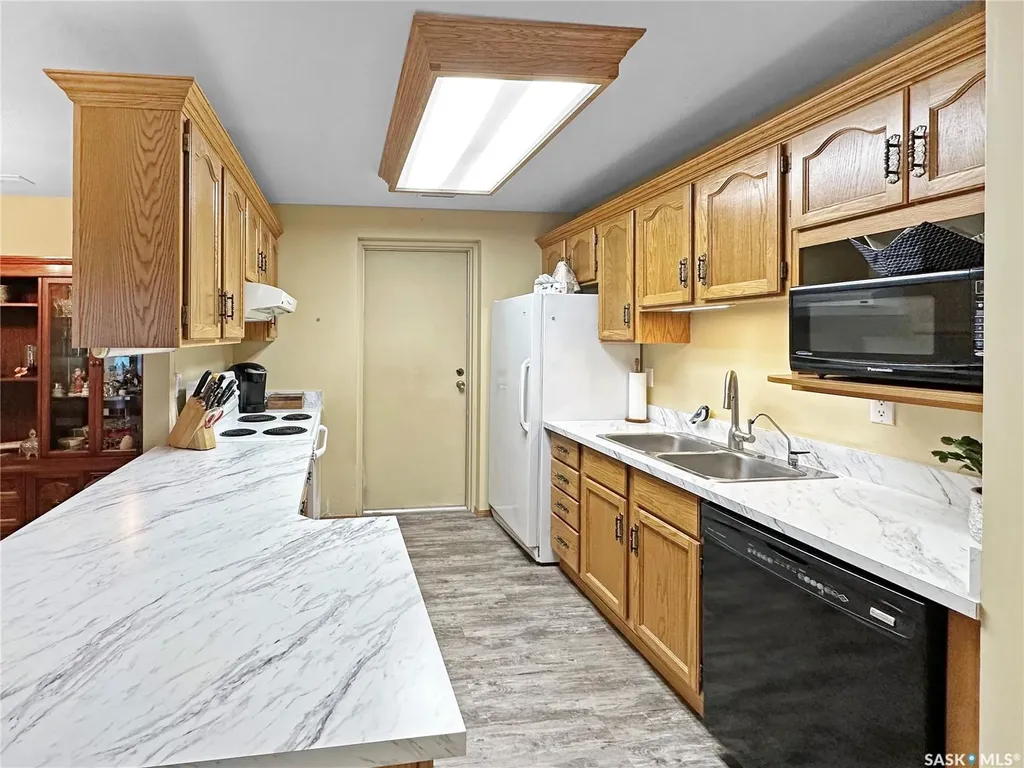 532 River Street Prince Albert SK S6V 0A6