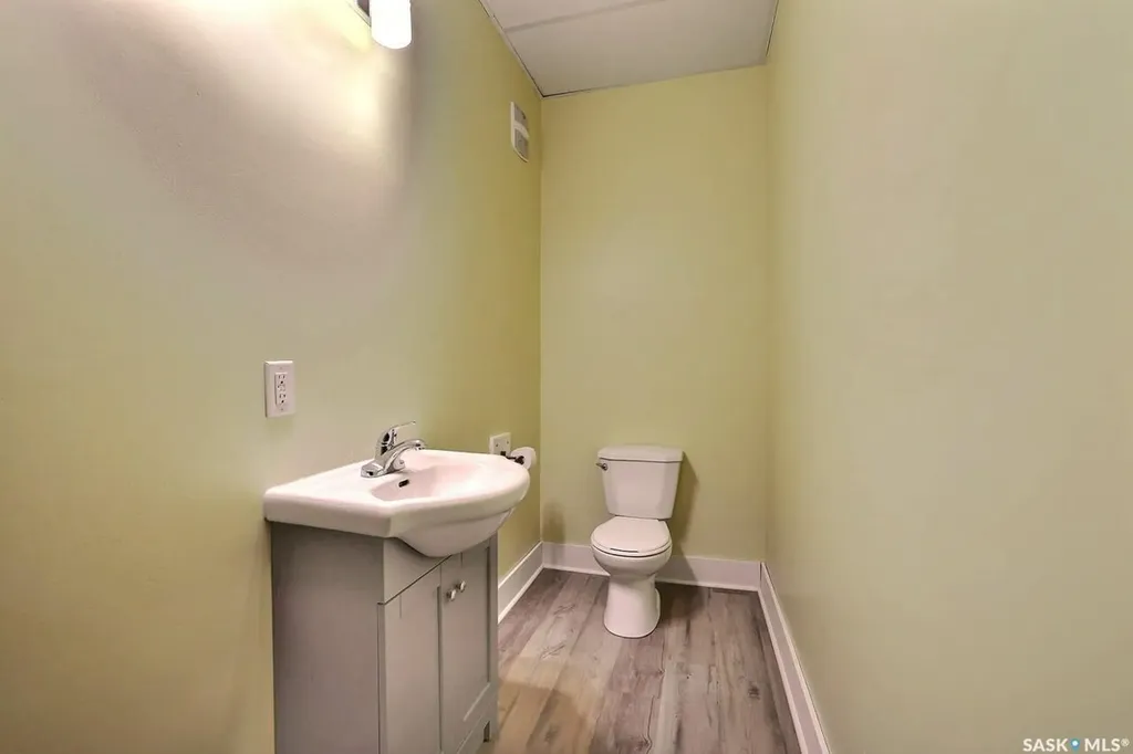1843 Hamilton Street Regina SK S4R 1X8