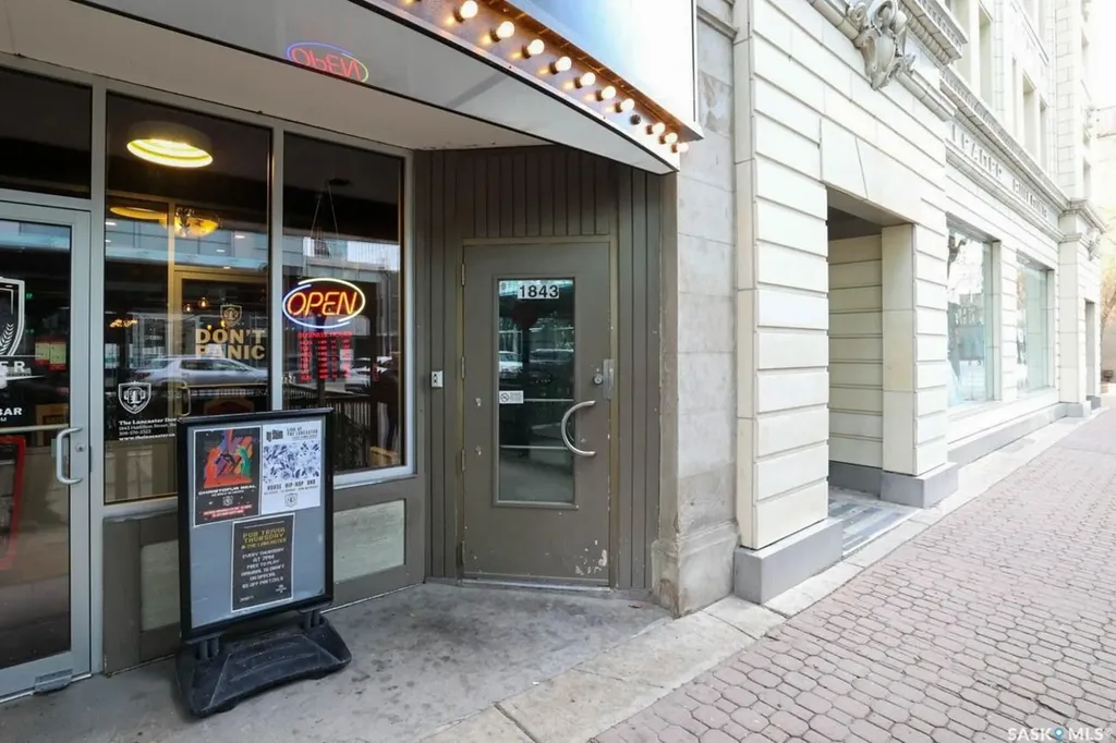 1843 Hamilton Street Regina SK S4R 1X8