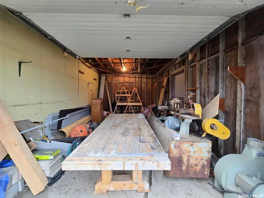250 4th Avenue Broadview SK S0G 0K0