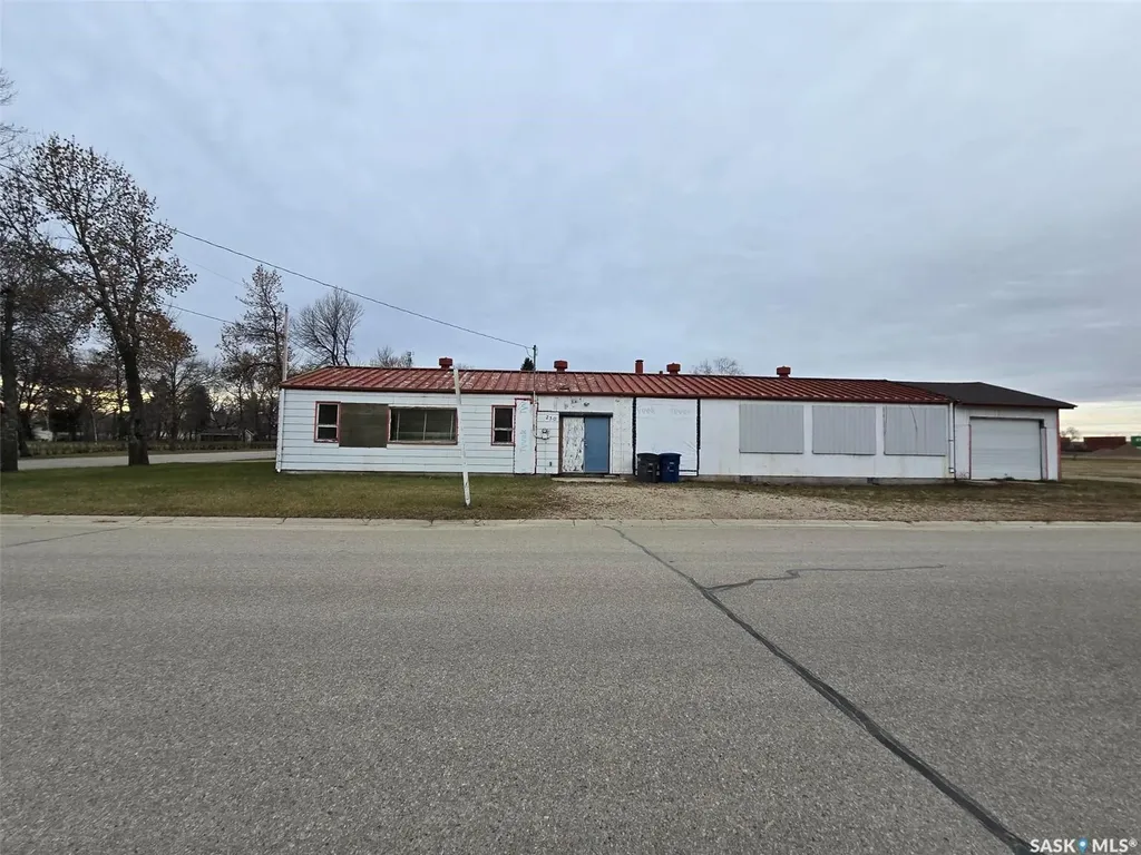 250 4th Avenue Broadview SK S0G 0K0
