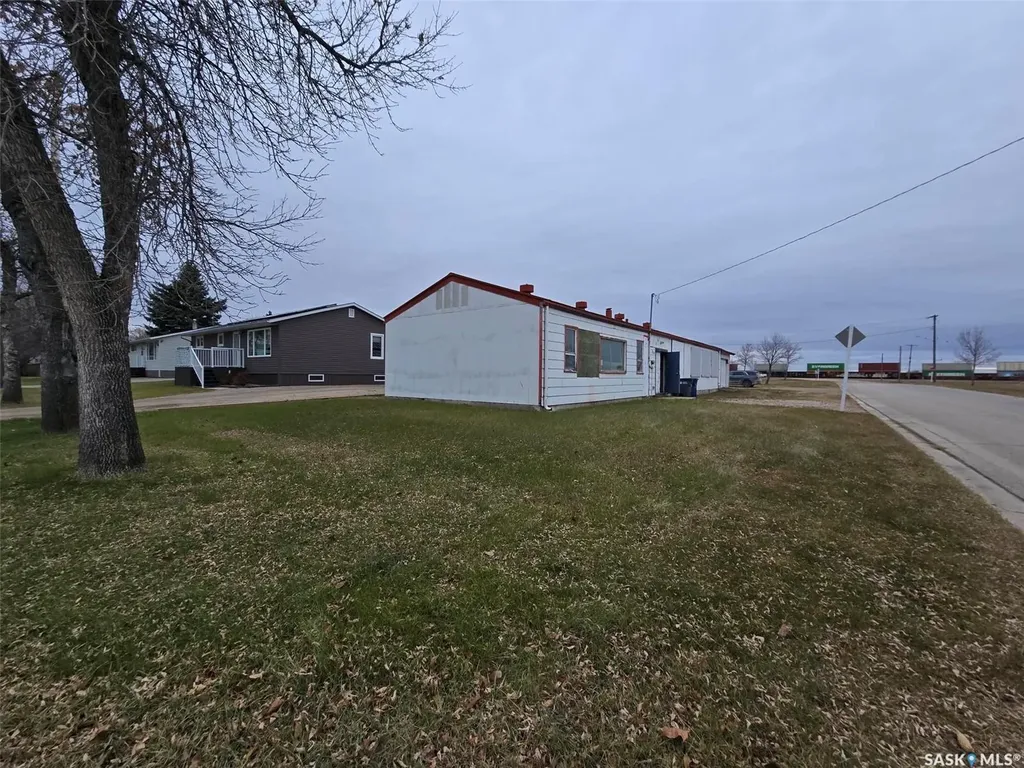 250 4th Avenue Broadview SK S0G 0K0