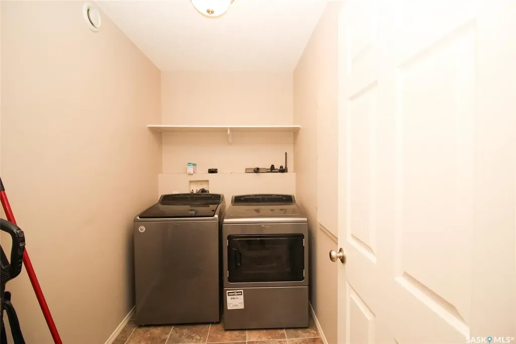 406 Main Street Climax SK S0N 0N0