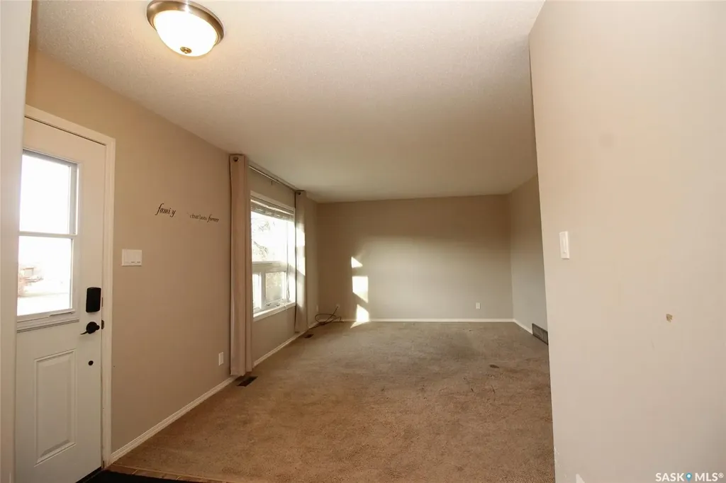 406 Main Street Climax SK S0N 0N0