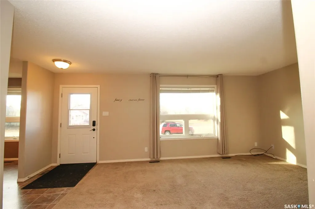 406 Main Street Climax SK S0N 0N0