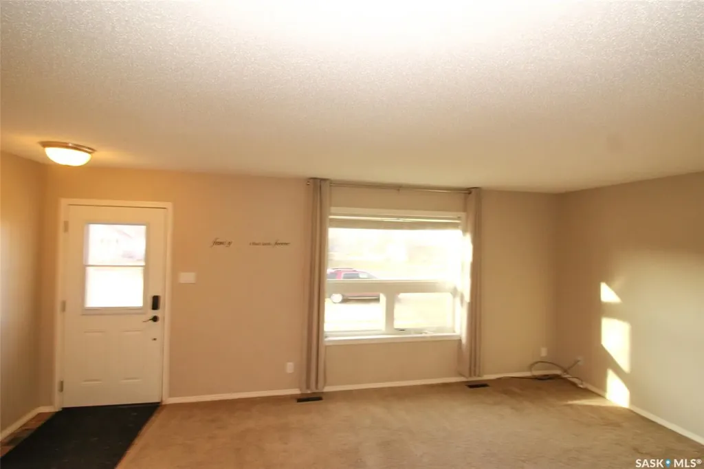 406 Main Street Climax SK S0N 0N0