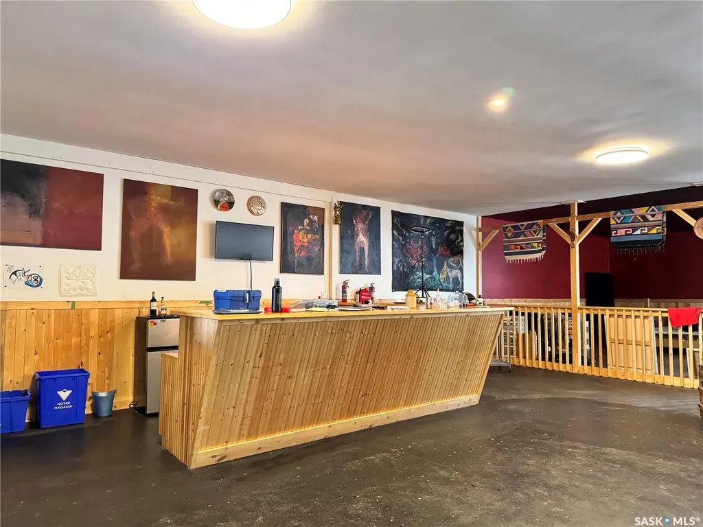 205-207 Main Street Lintlaw SK S0A 2H0