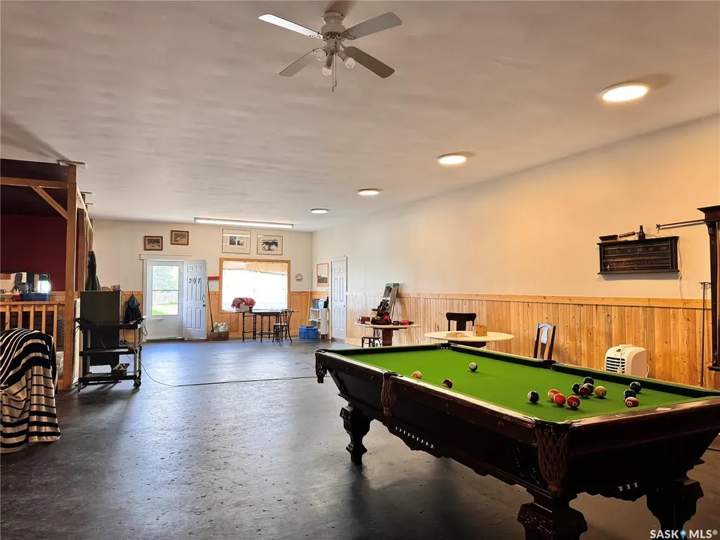 205-207 Main Street Lintlaw SK S0A 2H0