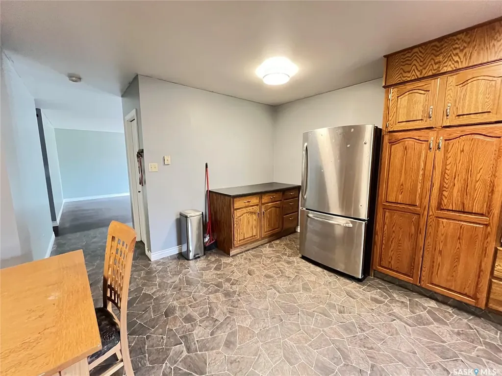 404 Parsons Avenue Maple Creek SK S0N 1N0