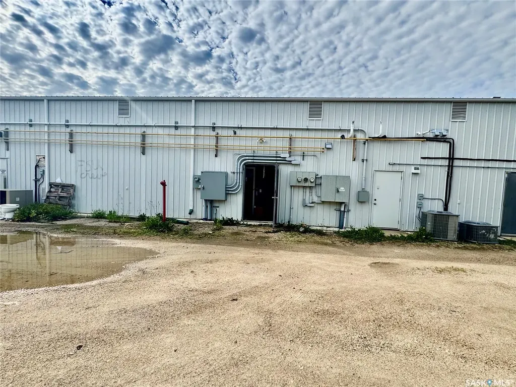 1307 D 8th Avenue Humboldt SK S0K 2A0