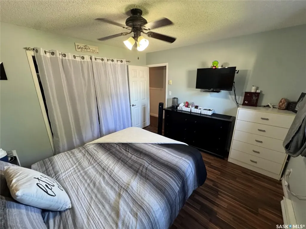 116 Elizabeth Avenue Naicam SK S0K 2Z0