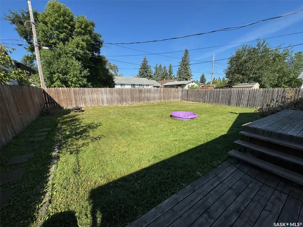 116 Elizabeth Avenue Naicam SK S0K 2Z0