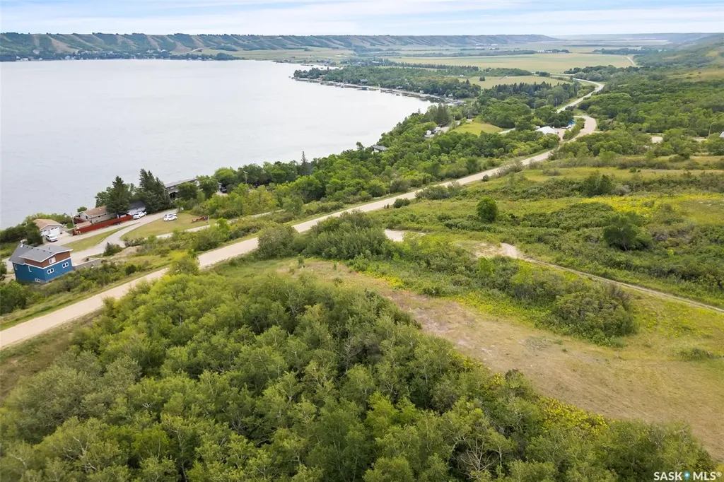 621 Berry Hills Road Katepwa Beach SK S0G 1S0