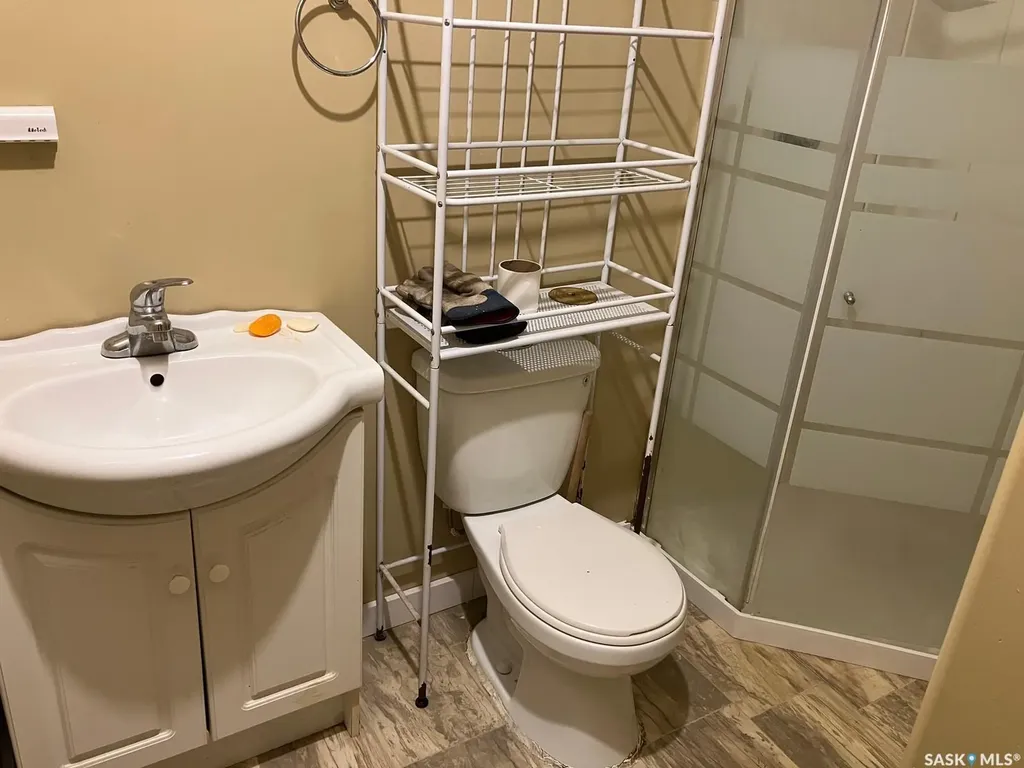 205 1st Avenue W Nipawin SK S0E 1E0
