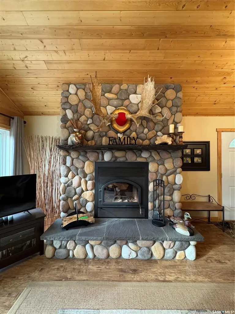 5 Sunset Drive Big River Rm No. 555 SK S0J 0E0