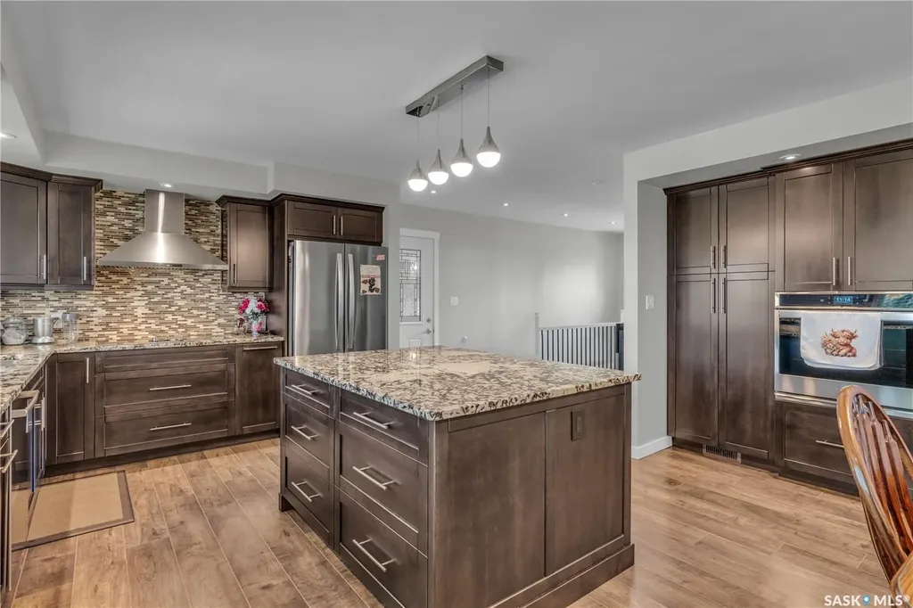 103 1st Street Limerick SK S0H 2P0