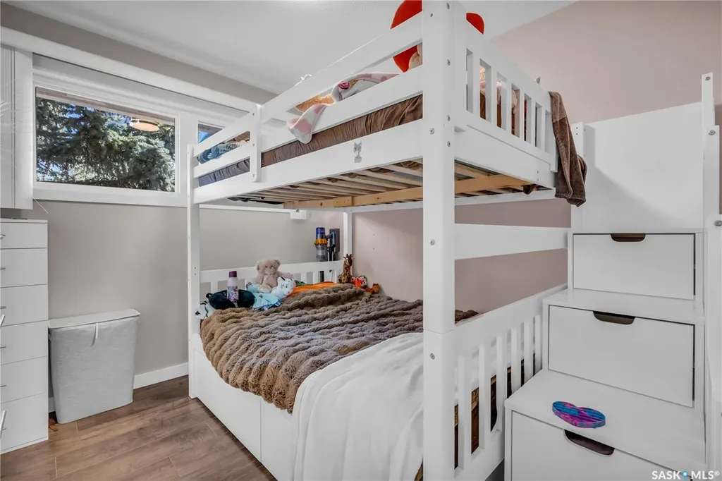 103 1st Street Limerick SK S0H 2P0