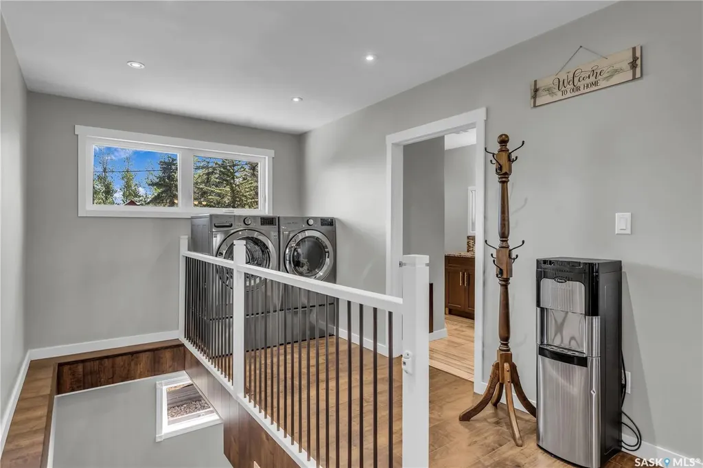 103 1st Street Limerick SK S0H 2P0