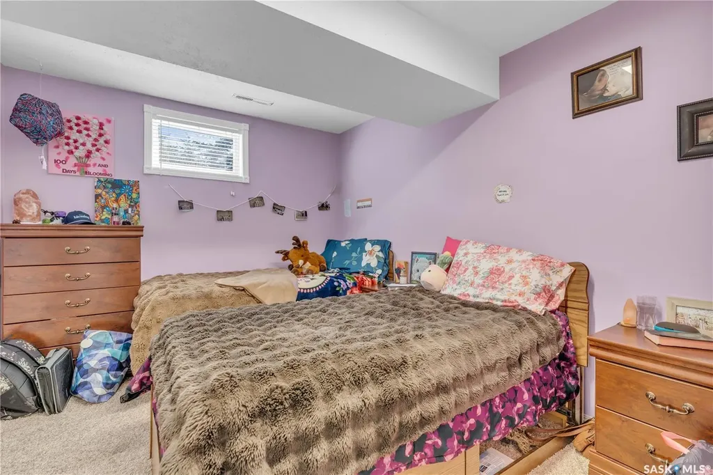 103 1st Street Limerick SK S0H 2P0