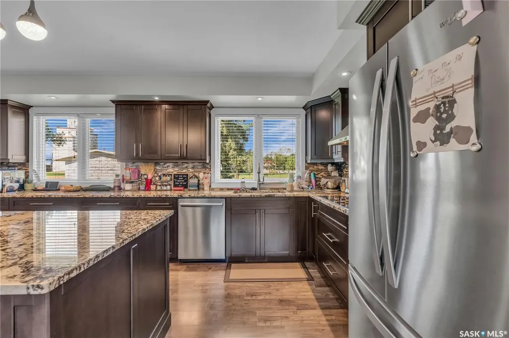 103 1st Street Limerick SK S0H 2P0