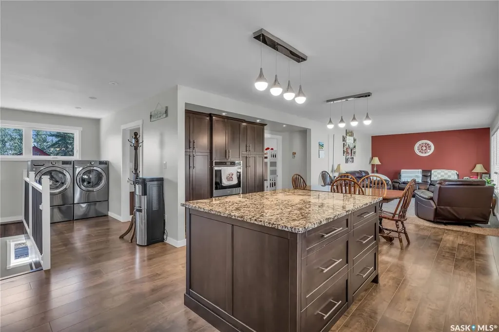 103 1st Street Limerick SK S0H 2P0