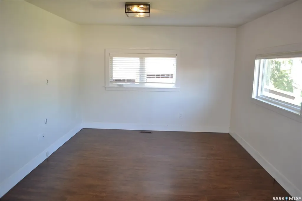 210 6th Avenue SW Eston SK S0L 1A0