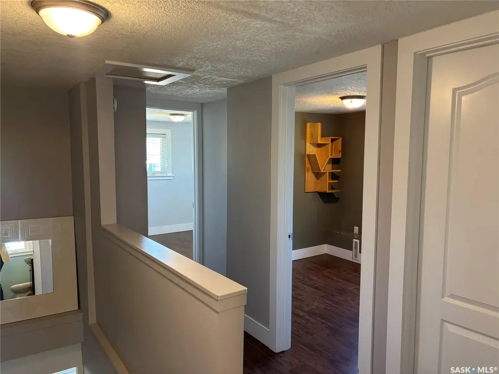 210 6th Avenue SW Eston SK S0L 1A0