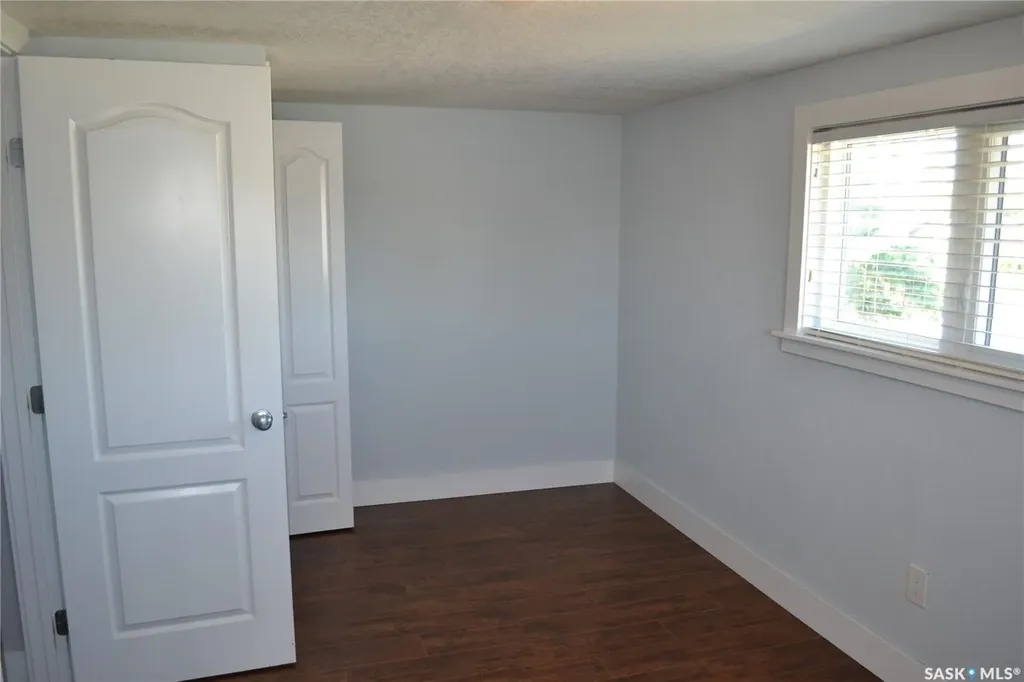 210 6th Avenue SW Eston SK S0L 1A0