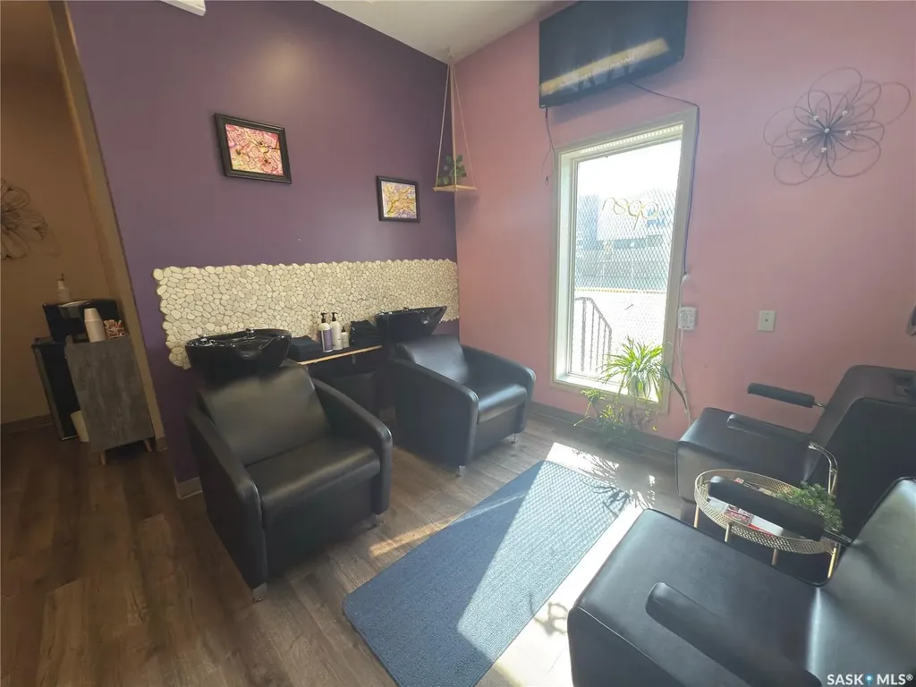 808 La Ronge Avenue La Ronge SK S0J 1L0