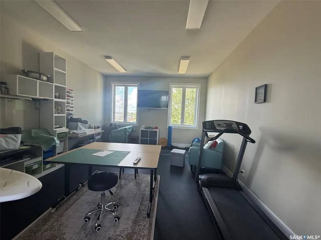 808 La Ronge Avenue La Ronge SK S0J 1L0