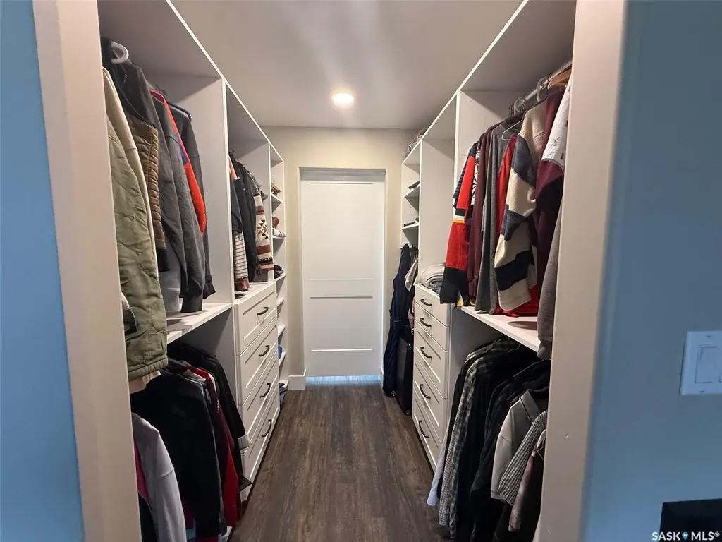 808 La Ronge Avenue La Ronge SK S0J 1L0