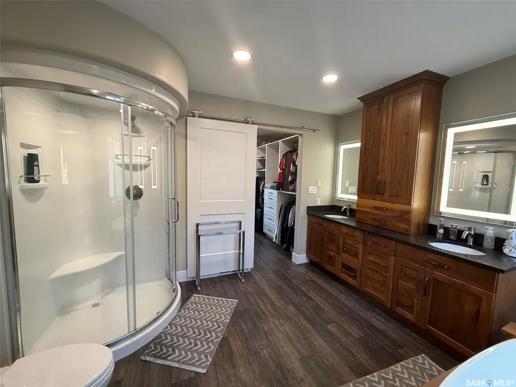 808 La Ronge Avenue La Ronge SK S0J 1L0