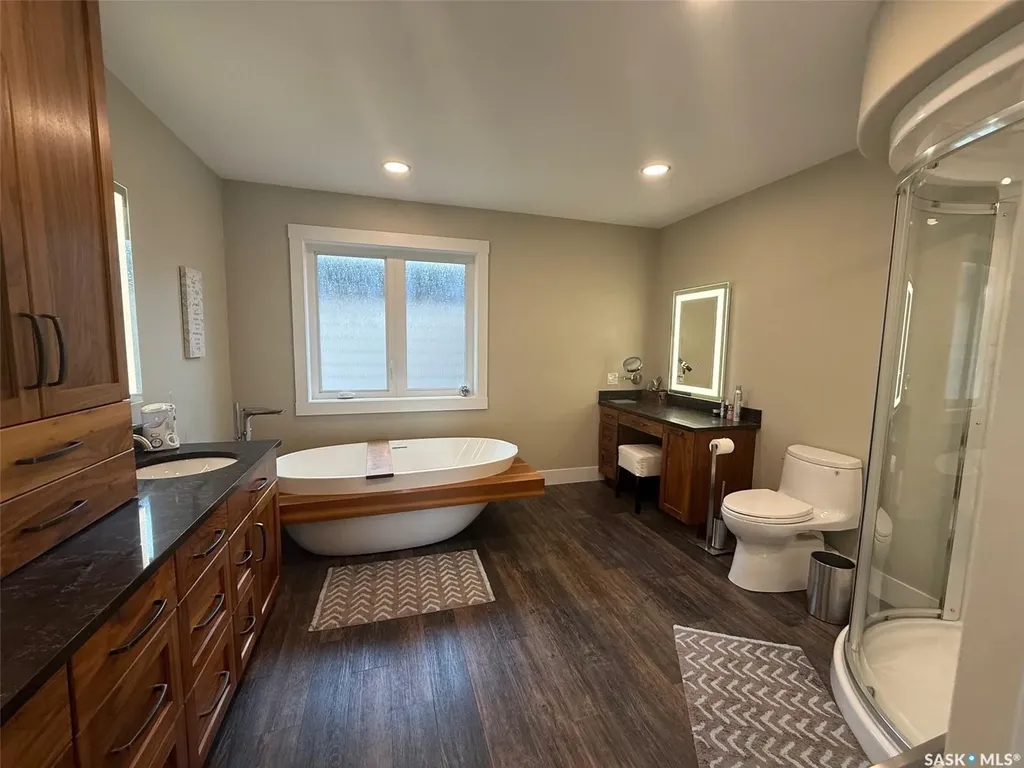 808 La Ronge Avenue La Ronge SK S0J 1L0
