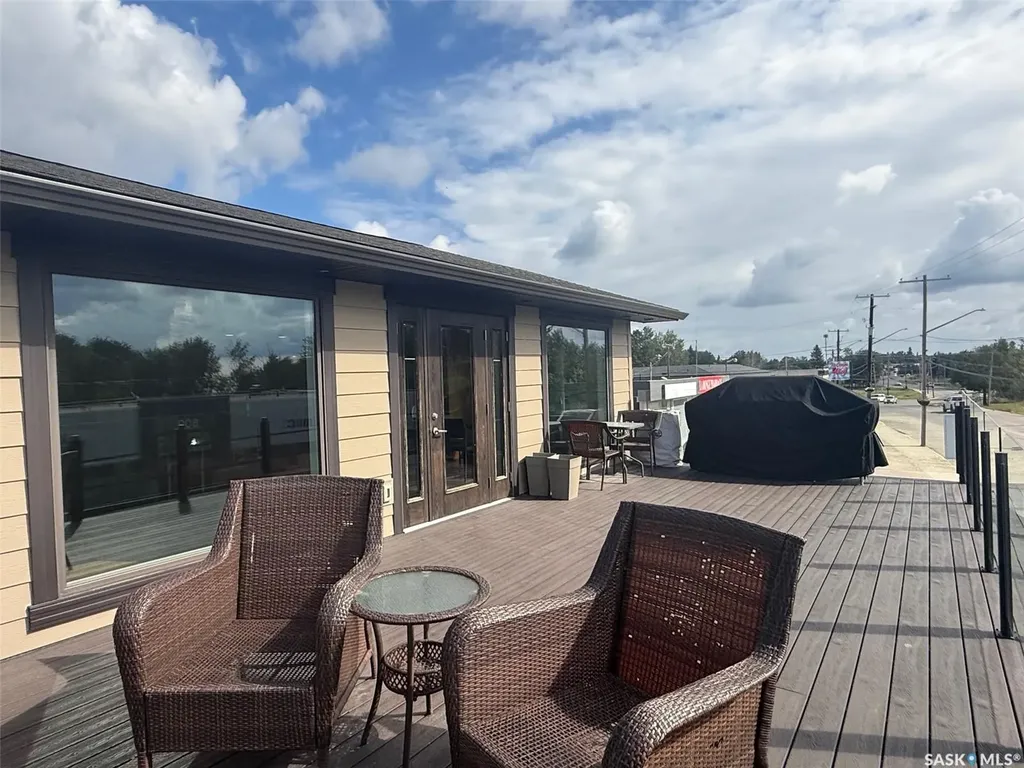 808 La Ronge Avenue La Ronge SK S0J 1L0